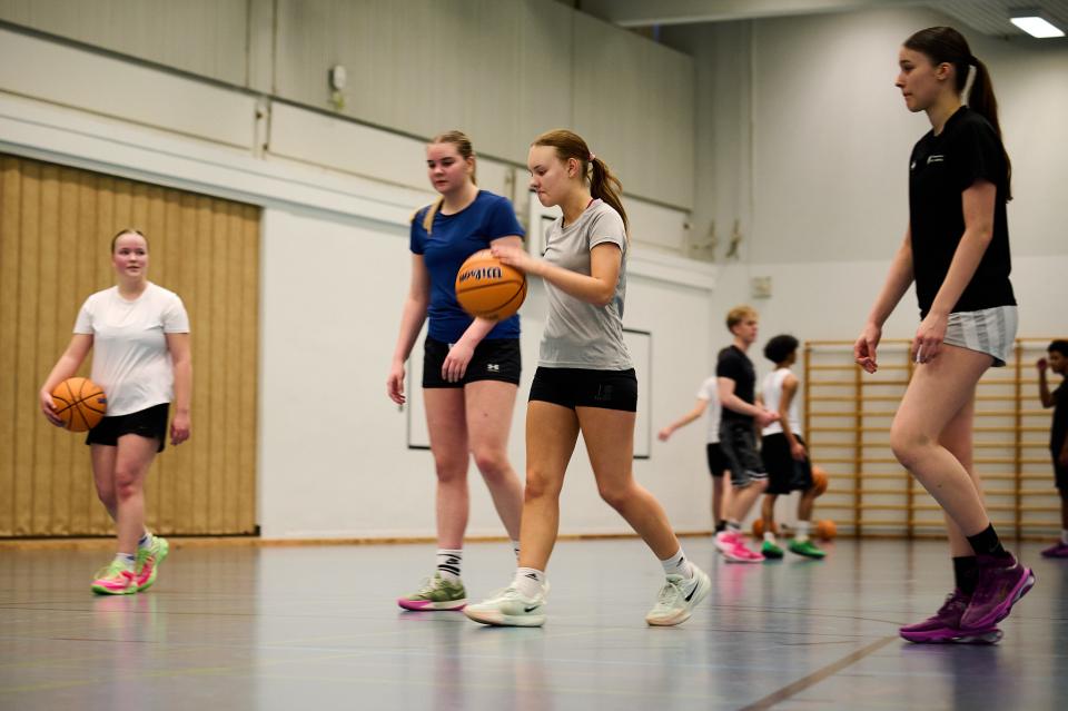 Valokuva koripalloharjoituksista